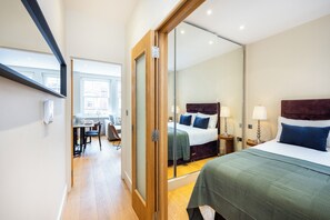 Unclassified image, 3 of 273, button - 102 Great Titchfield Street Residence (London)