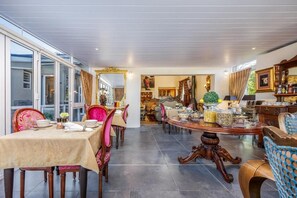 Dining - 17 On Cedar Boutique Guesthouse (Cape Town)