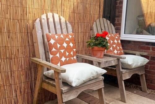 3-Bed Family House Sleeps 6 · Fireplace & Garden · Walk to Portstewart Golf Club