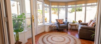 3-Bed Family House Sleeps 6 · Fireplace & Garden · Walk to Portstewart Golf Club