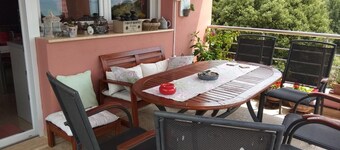 Apartment 'Villa Neraida - Panoramic Lake View' with Lake View, Wi-Fi and Air Conditioning