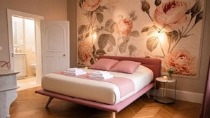 Comfort Double Room, Courtyard View - La Parenthèse Fléchoise (La Flèche)