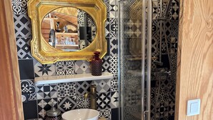 Unclassified image, 5 of 23, button - Vrbo Property (Carbuccia)