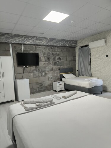 SUR-U ALA HOTEL