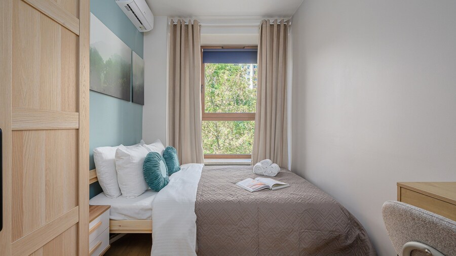 3-room Apt w/ Parking Balcony AC