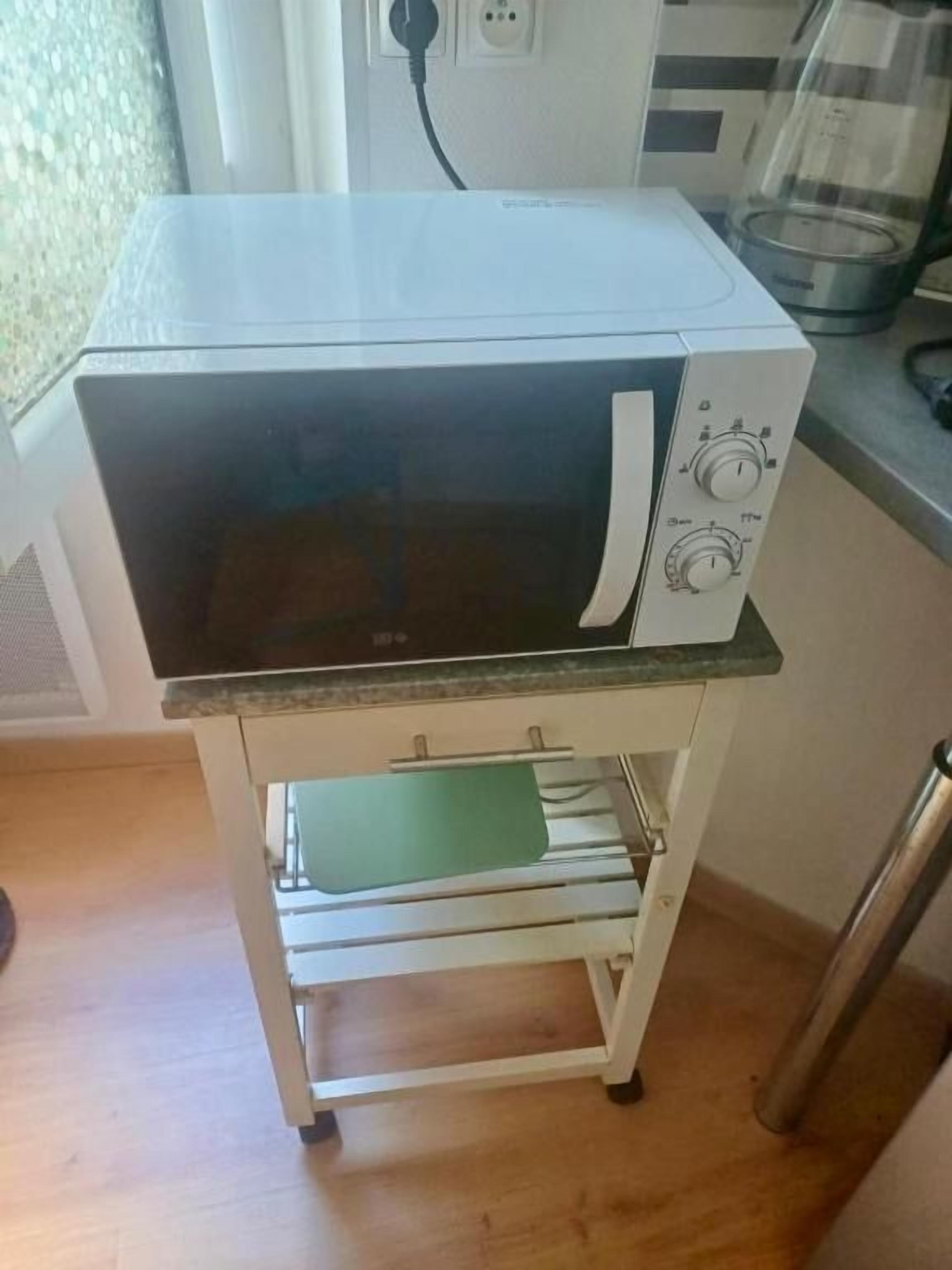 Microwave