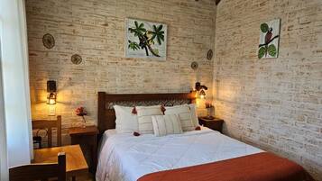 Deluxe Double Room, Balcony, Garden View | WiFi (free)