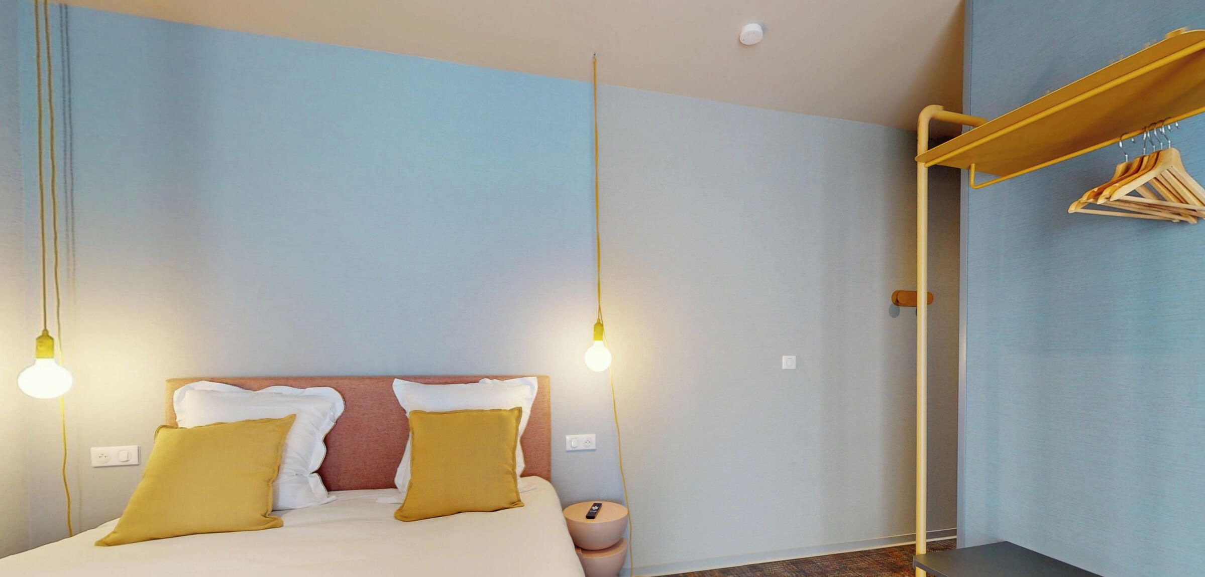 Wifi gratis y ropa de cama 