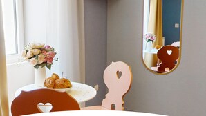 Dining - Studio No. 12 - Champ de Mars Residence (Colmar)
