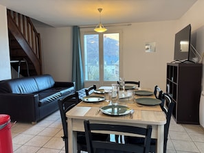 Unclassified image, 4 of 12, button - Lovely 2-bedroom house in Luz-Saint-Sauveur for a relaxing stay (Luz-Saint-Sauveur)