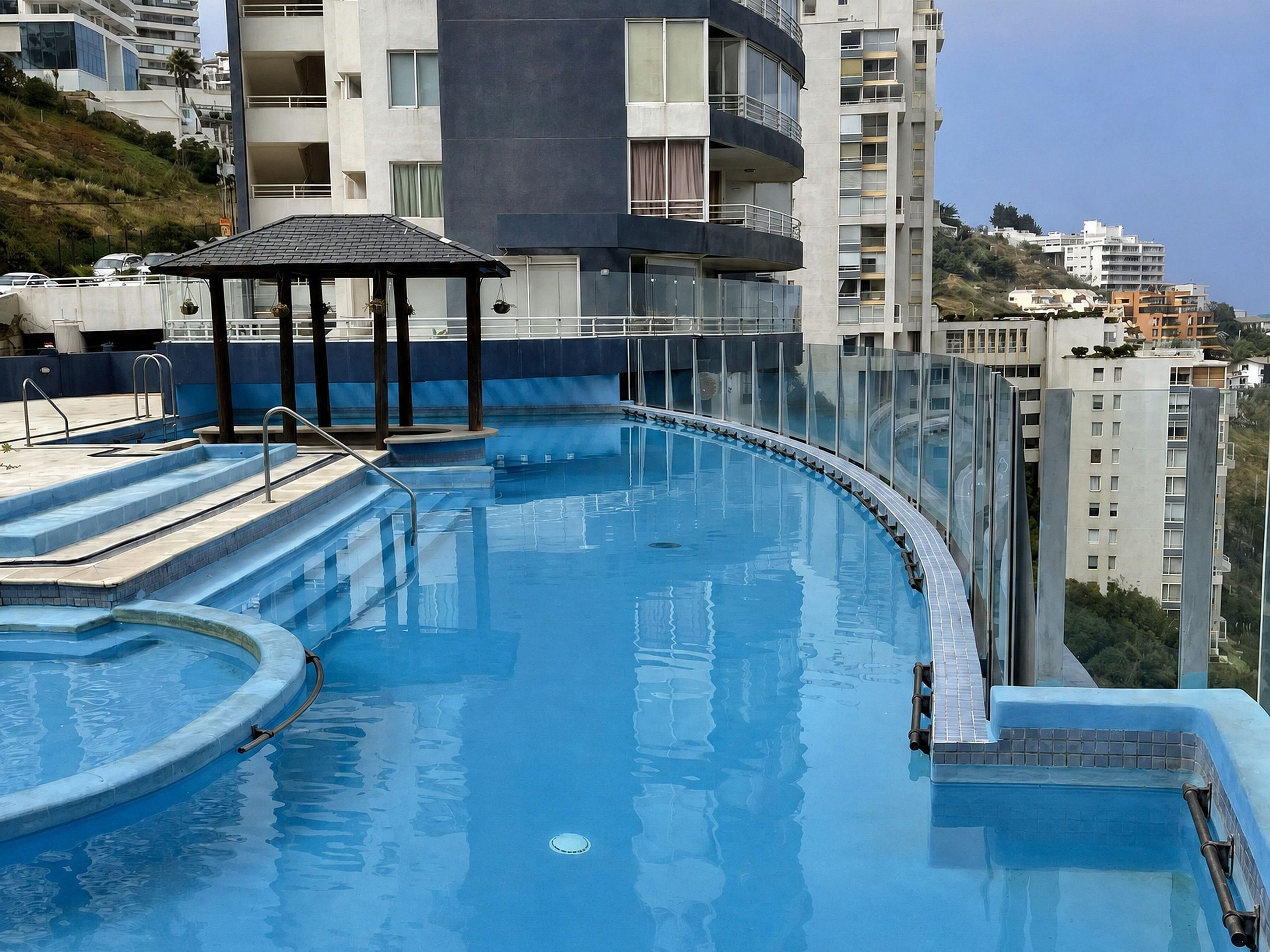 Appartement | Piscine | Piscine extérieure (ouverte en saison)