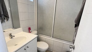 Comfort Apartment, Balcony, Sea View | Bathroom - Oceana Suites Euromarina II Concón (Viña del Mar)