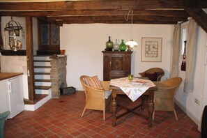 Dining - Vrbo Property (Much)