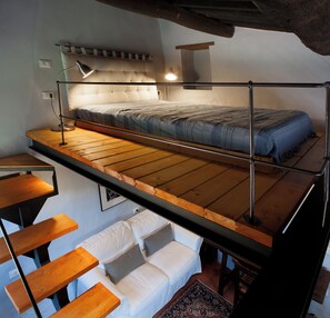 Room - Vrbo Property (Toscana)