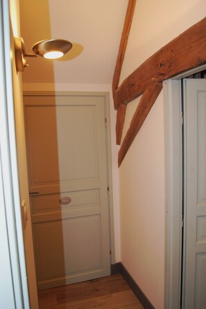 Interior - Vrbo Property (Sancerre)