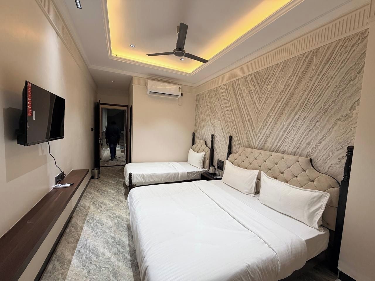 Deluxe Triple Room, City View | WiFi (free)