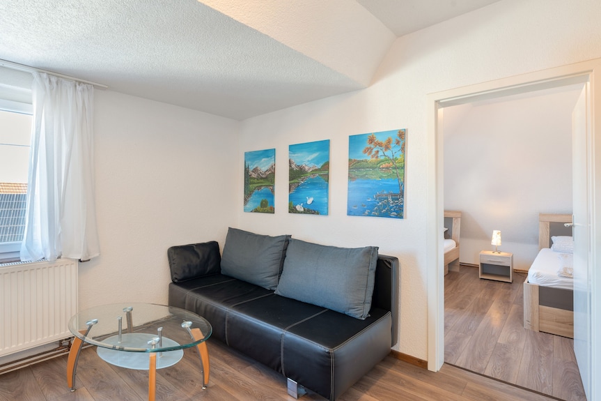 Ferienhaus Neuhausen - Ferienwohnung Dachgeschoss / 2 Schlafzimmer / Wlan - Neuhausen