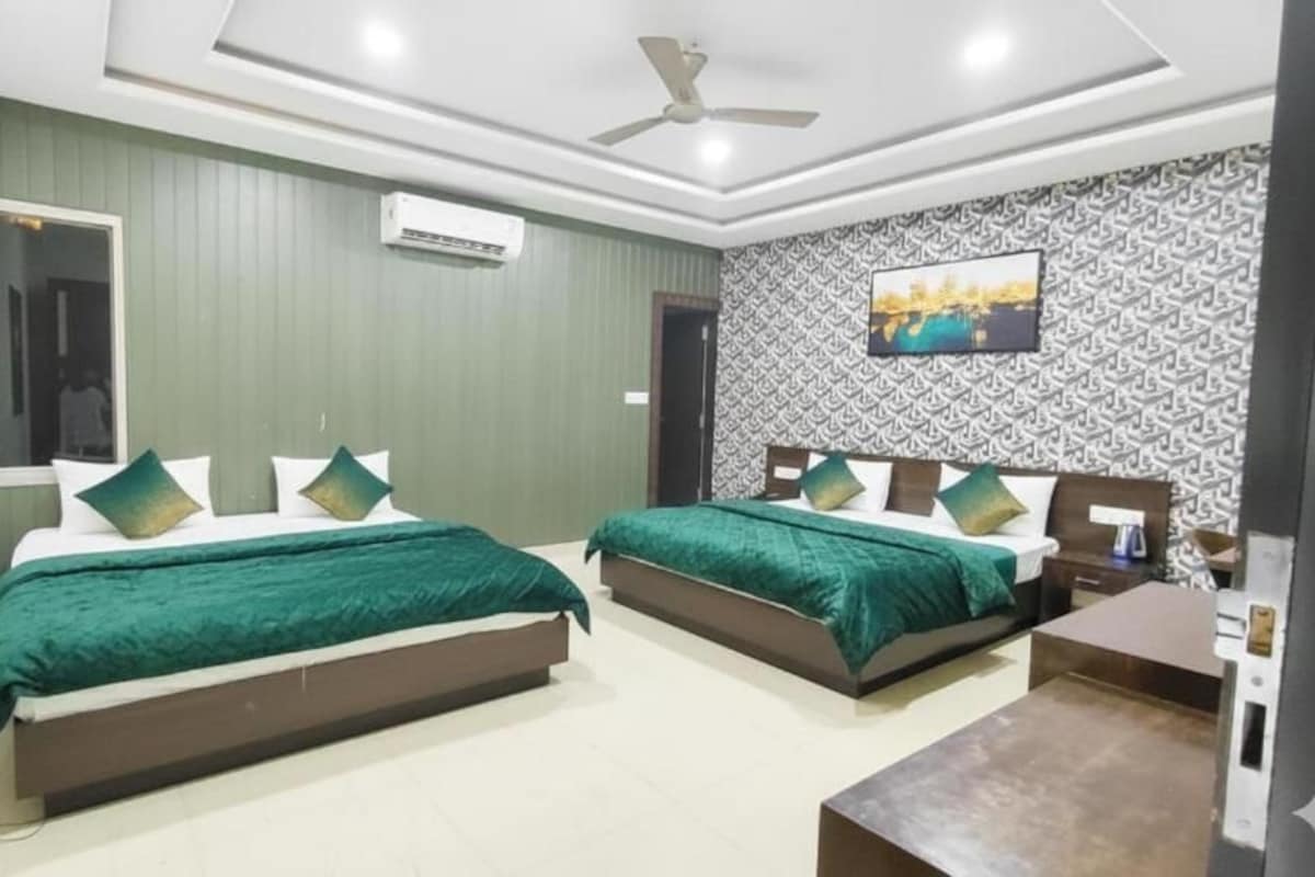 Chambre Royale, vue ville