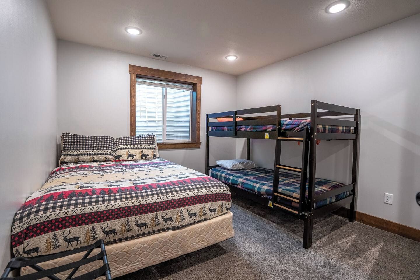 6 bedrooms, WiFi