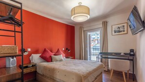Standard Double Room, Balcony, City View - La Antigua Preciados (Madrid)