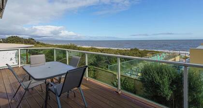 Beachfront at Bonbeach A Coastal Lifestyle Gem