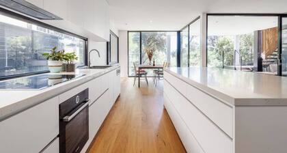 Ti Tree House Live like a Bonbeach Local