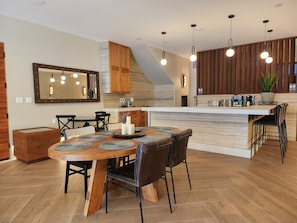 Unclassified image, 4 of 24, button - Luxury Studio Lounge at Jackson Market (Culver City)