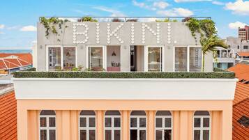 Deluxe Penthouse, 3 Bedrooms, Private Pool, Bay View | Exterior