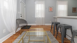 Unclassified image, 3 of 29, button - Modern 2BR 2BA Apt - Near Temple University (Philadelphia)