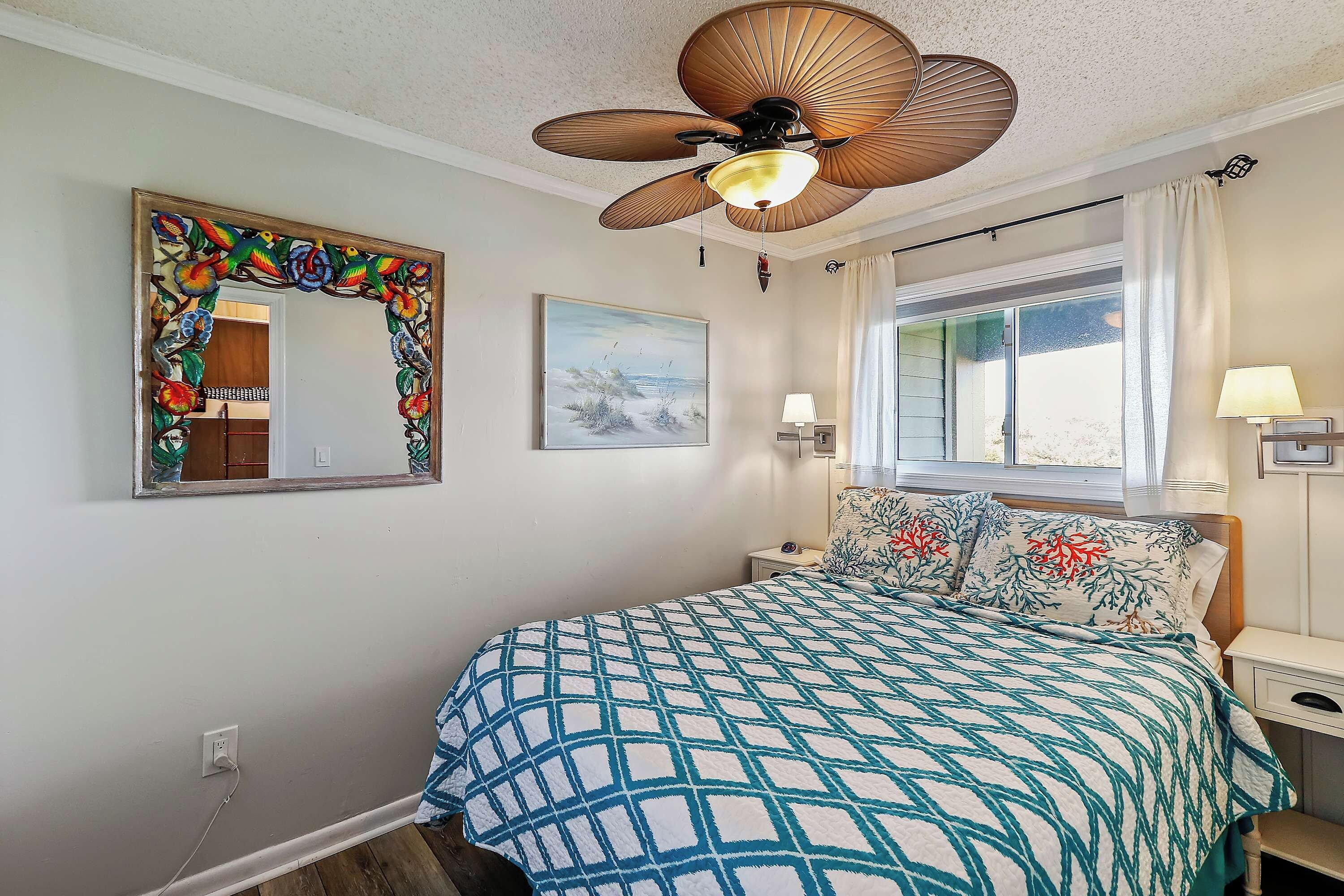 Front Beach Isle Of Palms Sea Cabin! - Folly Beach, SC