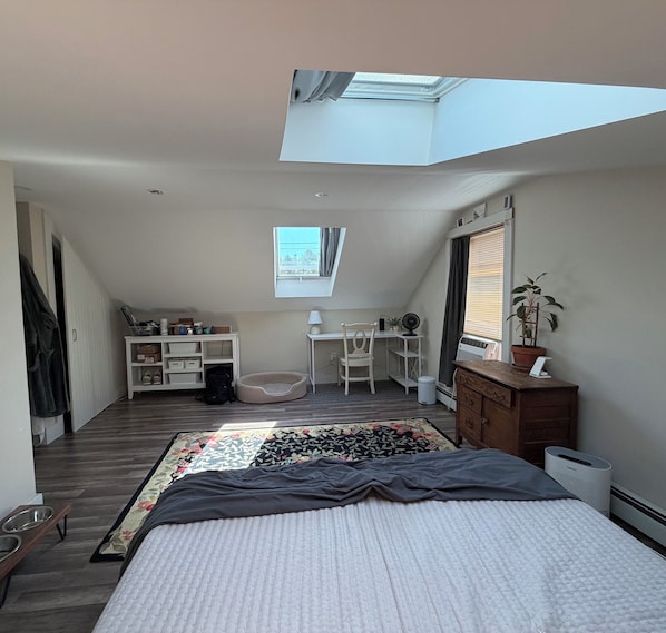 Room - Furnished 3-Bedroom Dover Home Near Portsmouth & the Seacoast. (Dover)