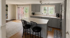 Unclassified image, 5 of 11, button - Furnished 3-Bedroom Dover Home Near Portsmouth & the Seacoast. (Dover)