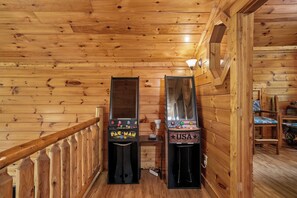 Interior - Private Theater & Hot tub with Arcade and 3 King Beds (Sevierville)