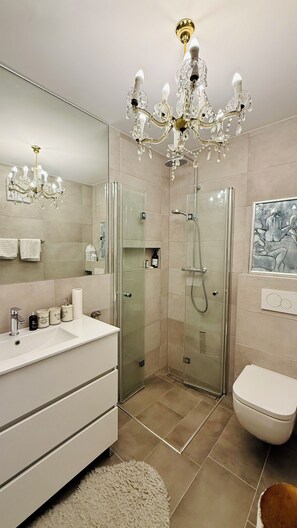 Bathroom - Boho Living Homes Design Apartment l Velden am Wörthersee (Velden am Wörthersee)