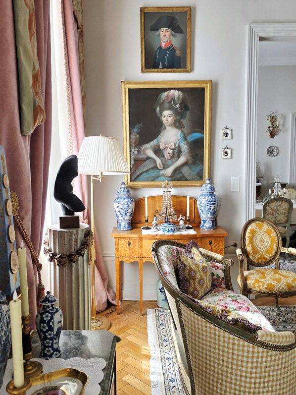 Interior - Vrbo Property (Saumur)
