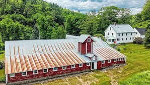 Exterior - Farmhouse on the Saxtons River (Grafton)