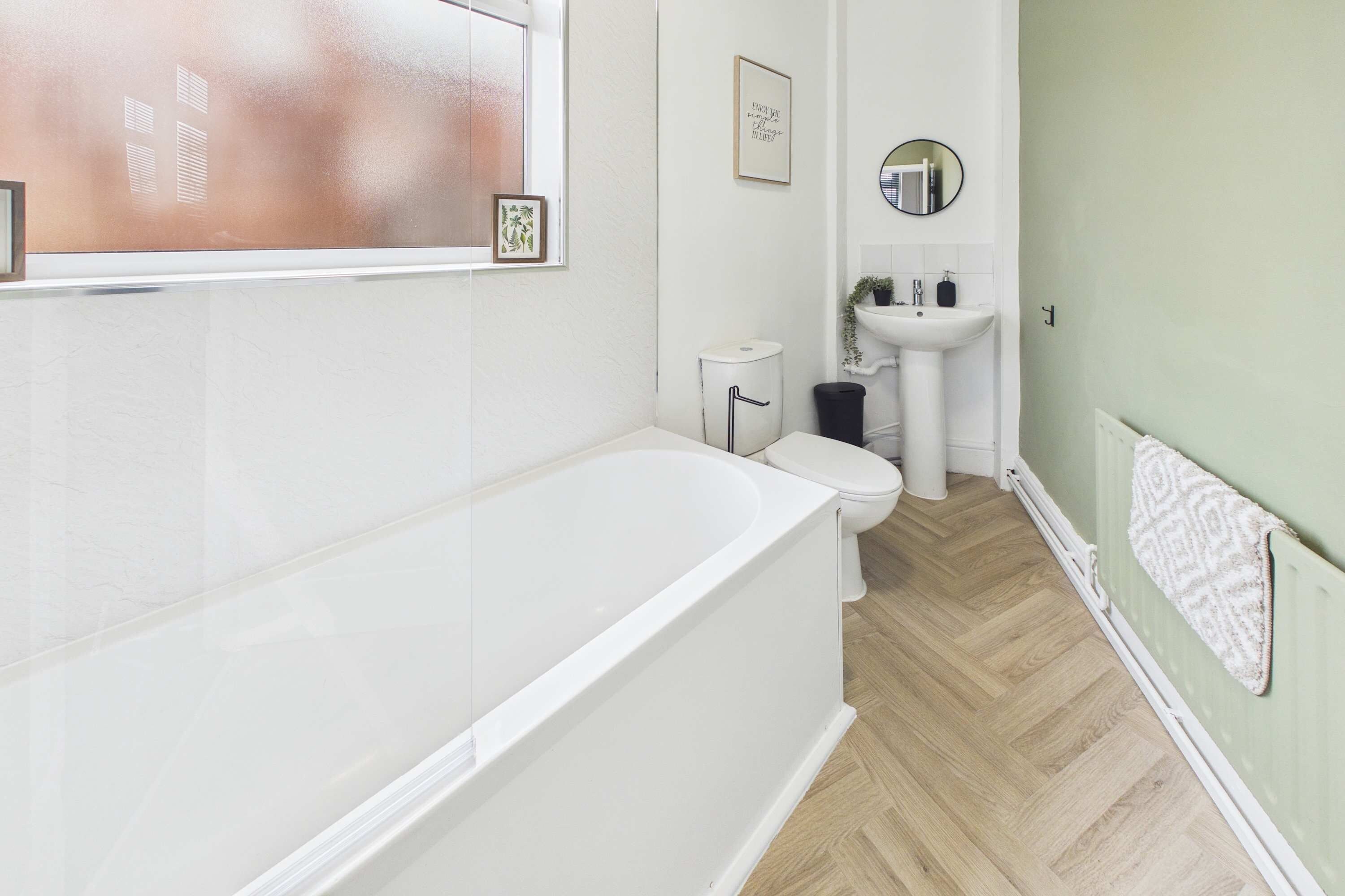 Shower, hair dryer, towels, shampoo