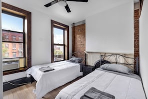 Unclassified image, 5 of 6, button - 3-bedroom apartment hotel in Manhattan (New York)