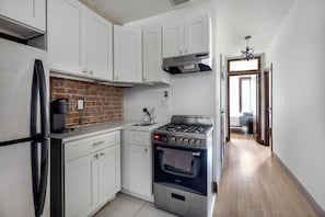 Unclassified image, 4 of 6, button - 3-bedroom apartment hotel in Manhattan (New York)