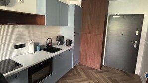 Private kitchen - Blue Mostek by Grand Apartments (Gdańsk)