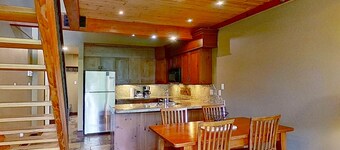 Greystone Lodge by Whistler Premier