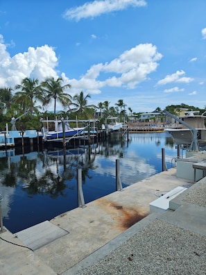 Marina - Coastal 1 Bedroom Unit with 40 foot boat slip (Tavernier)