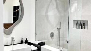 Bathroom - NOAM by the sea (TAMARINDO)