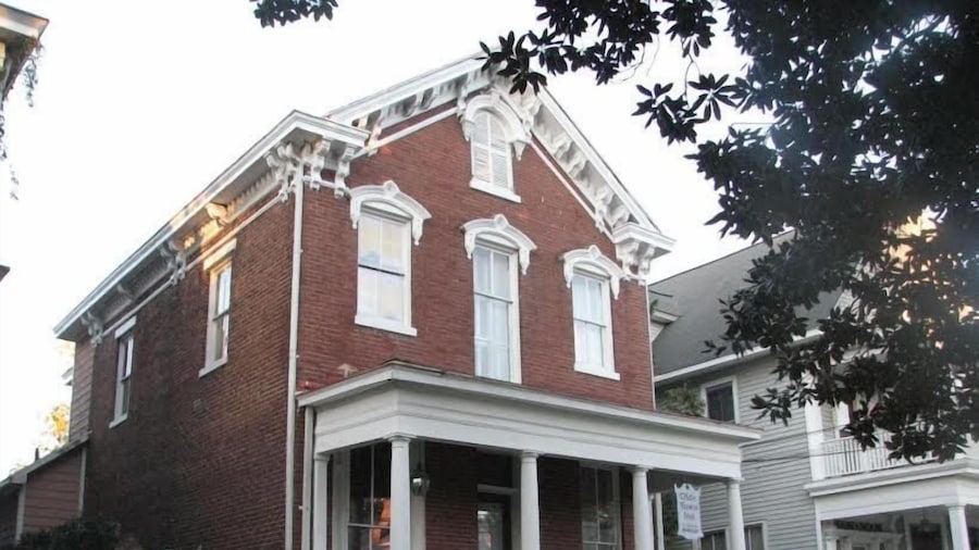 The Olde Town Inn