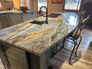 Private kitchen - Perfect 4-bedroom house in Olympic Valley for your getaway (Olympic Valley)
