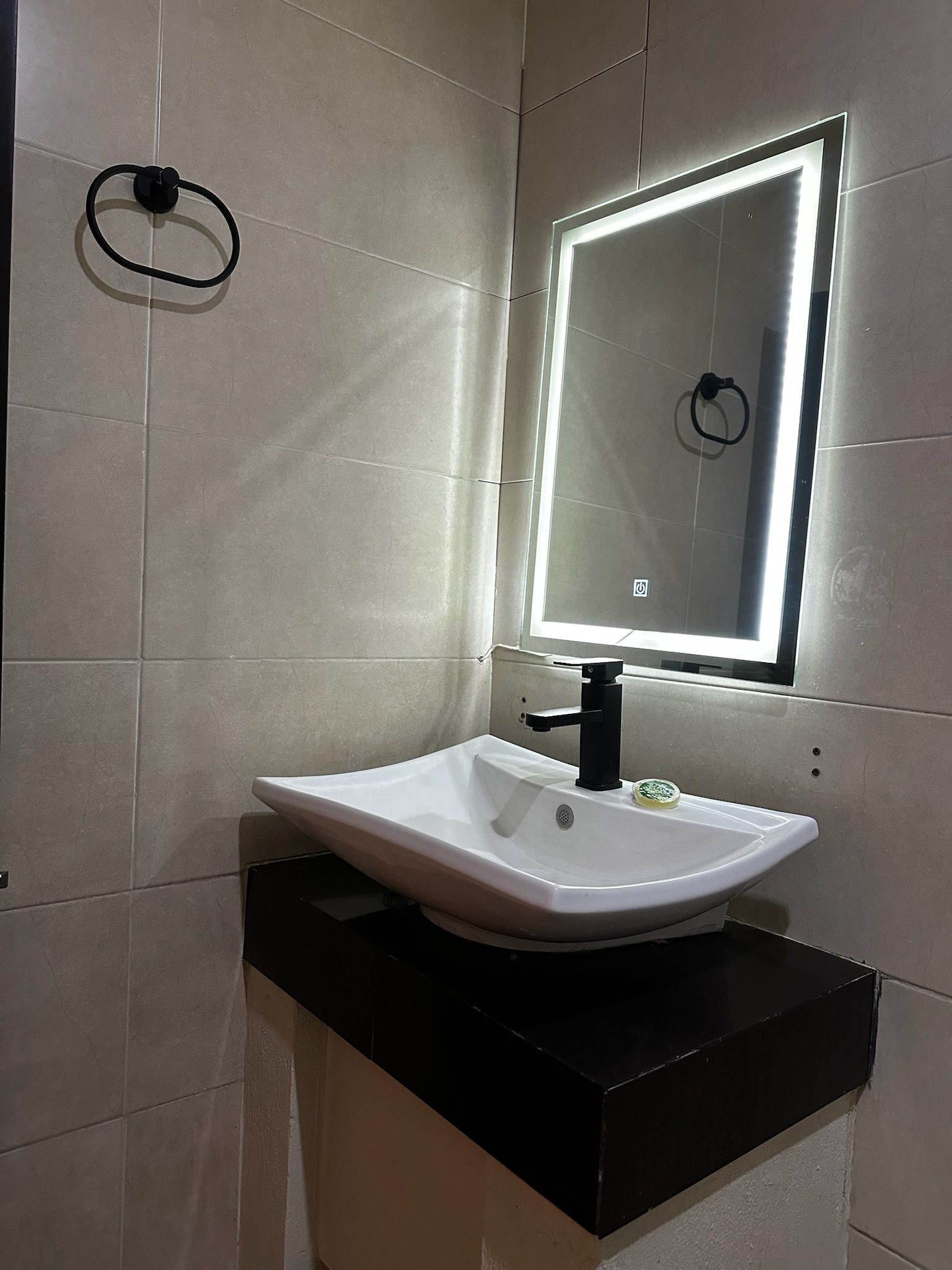 Basic Double Room, City View | Bathroom | Shower, towels, soap, shampoo