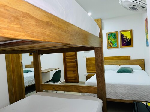 Hotel ESI
