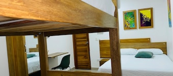 Hotel ESI