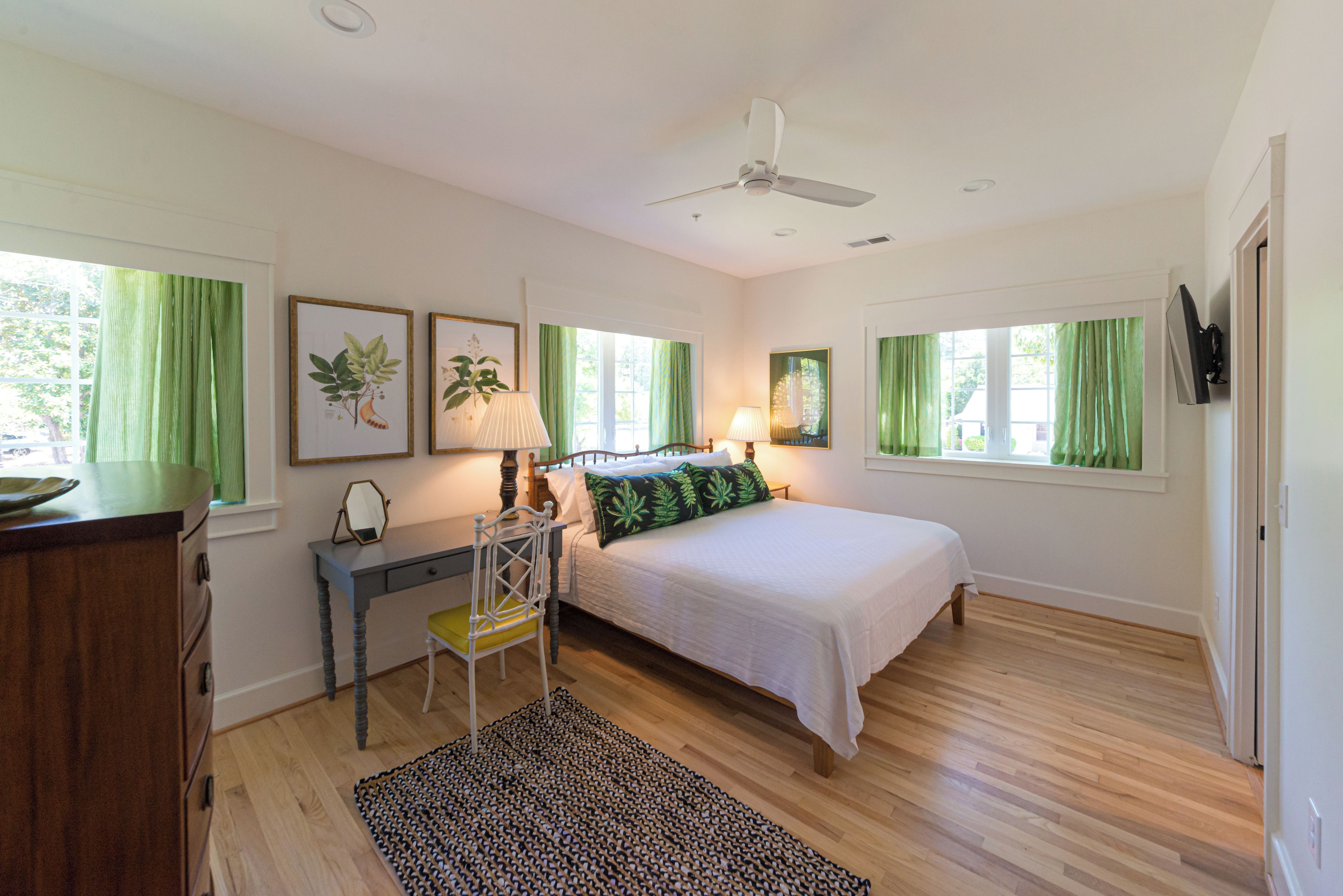 Charming 1 Bedroom Apartment In Charming Downtown Aiken. - Aiken, SC