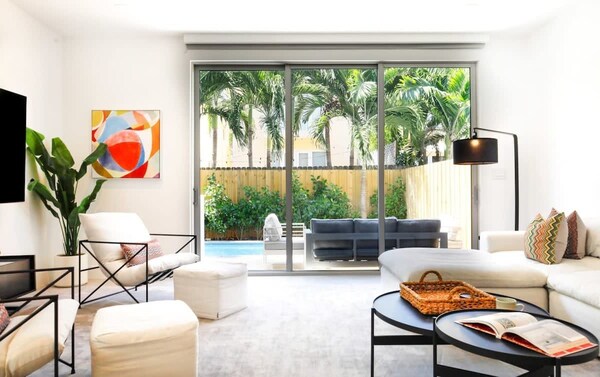 Modernista, Luxury Villa, Pool By Coconut Grove - Miami